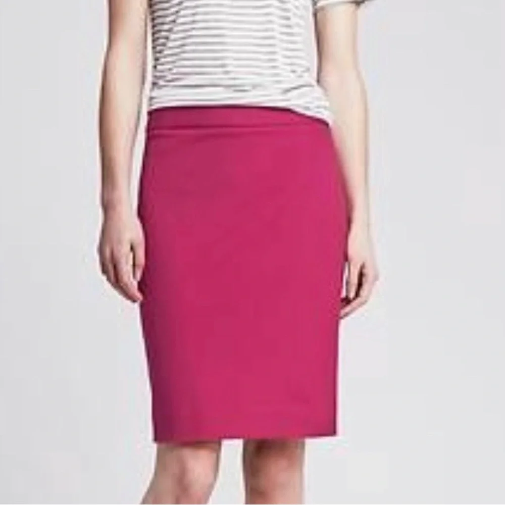 NWT$88 Banana Republic Sloan pencil skirt, cotton blend, pink magenta, 6